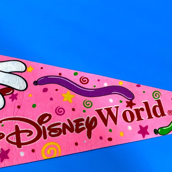 WALT DISNEY WORLD VINTAGE 90’s MINNIE MOUSE PINK SOUVENIR PENNANT FLAG LG 30” - Picture 5 of 12